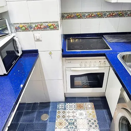 דירה Spacious Renovated 1-bedroom In Center With Free Parking מארבלה